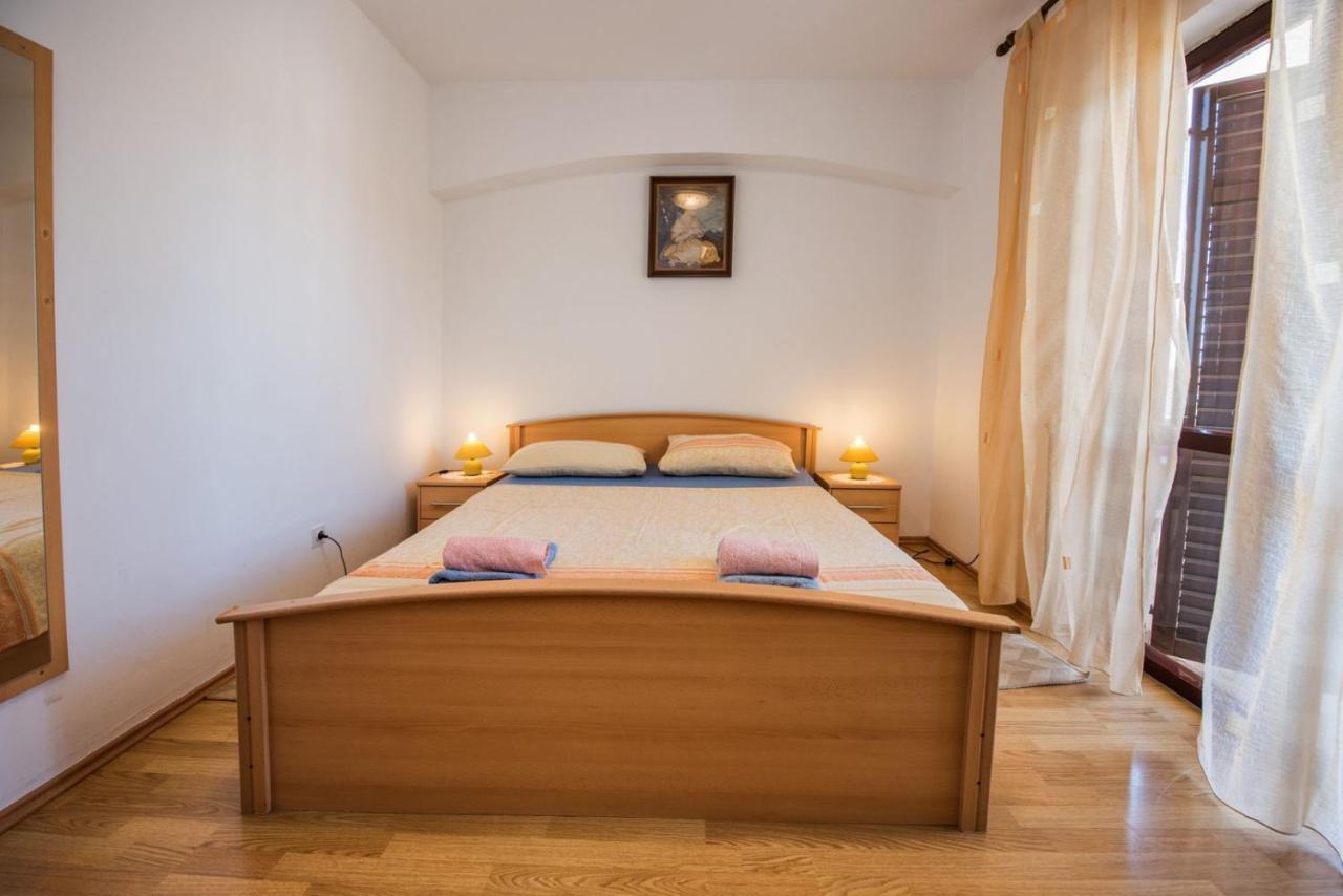 Two Bed Rooms Fortuna Near The Beach Porec Esterno foto