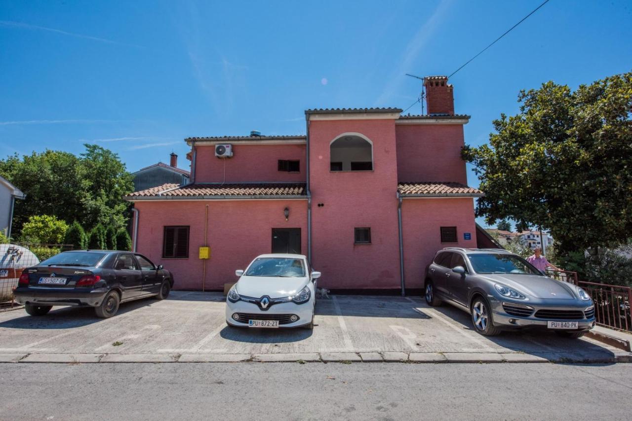 Two Bed Rooms Fortuna Near The Beach Porec Esterno foto