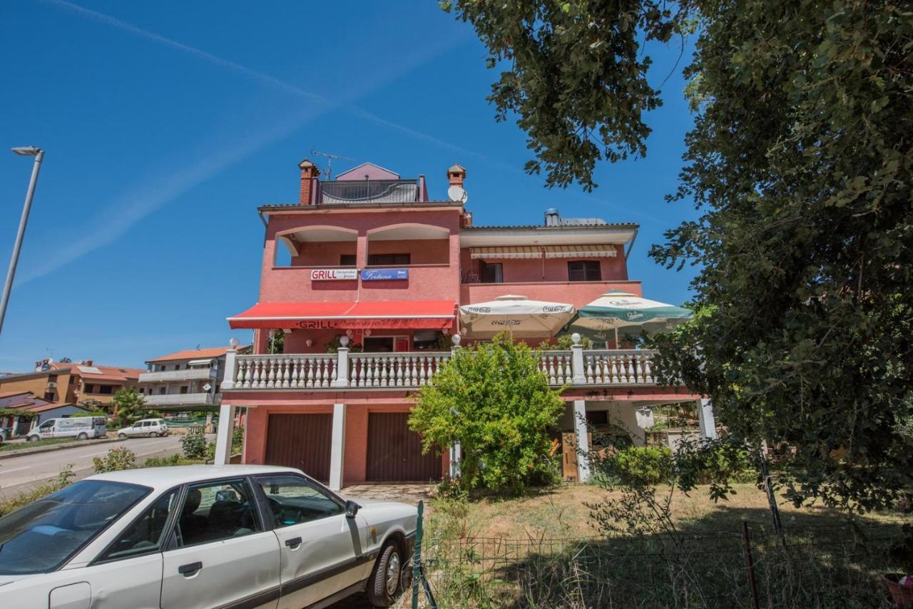 Two Bed Rooms Fortuna Near The Beach Porec Esterno foto